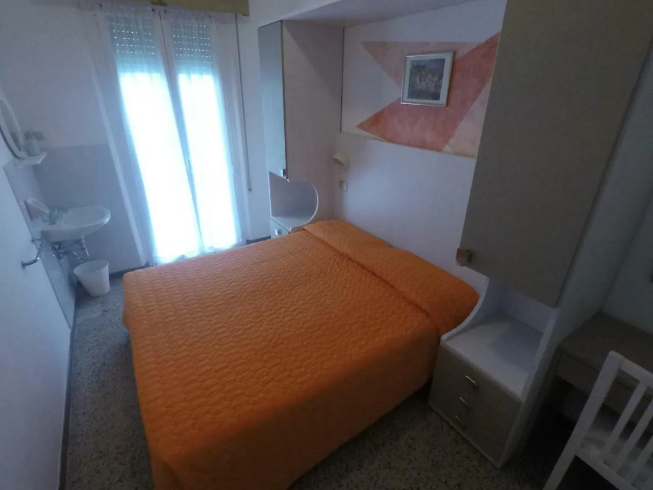 Alevon Hotel Rimini 3*,